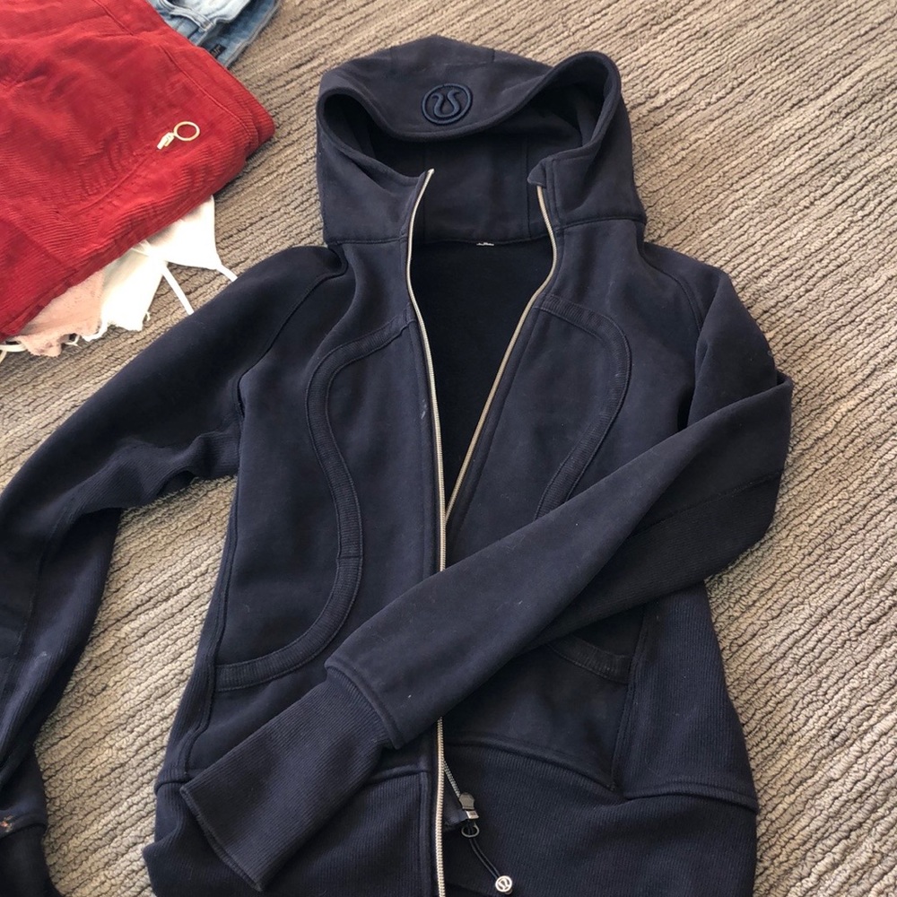 🦋navy lululemon jacket